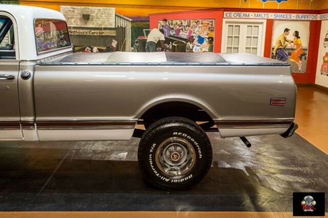 Gray 1970 Chevrolet Other Pickups Pickup Truck with Black interior