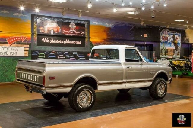 Gray 1970 Chevrolet Other Pickups Pickup Truck with Black interior