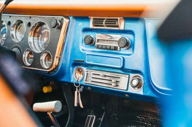 Blue 1970 Chevrolet Blazer SUV with Camel interior