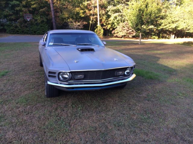 Gray 1970 Ford Mustang Fastback with Black interior