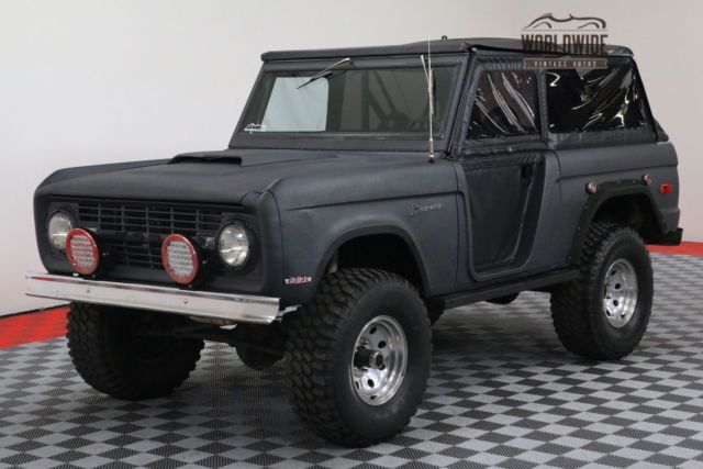 Black 1971 Ford Bronco with Black interior