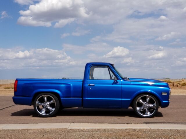 Blue 1971 Chevrolet C-10 with Gray interior