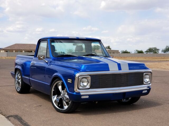 Blue 1971 Chevrolet C-10 with Gray interior