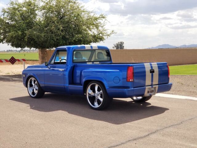 Blue 1971 Chevrolet C-10 with Gray interior