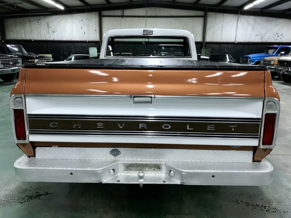 White 1971 Chevrolet Other Pickups with Black interior