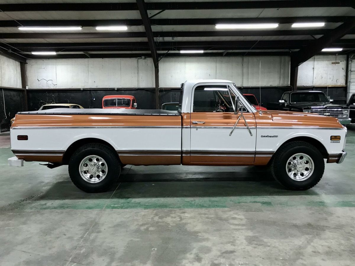 White 1971 Chevrolet Other Pickups with Black interior