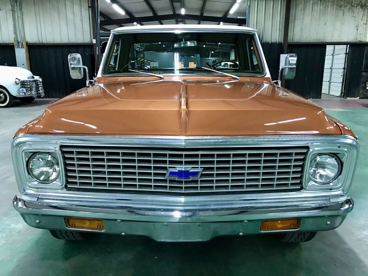 White 1971 Chevrolet Other Pickups with Black interior