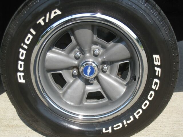 Black 1971 Chevrolet Chevelle SS with Black interior