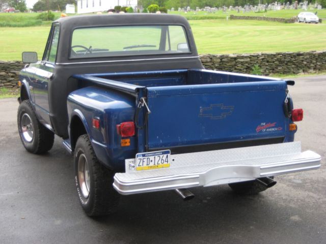 Blue 1971 Chevrolet C/K Pickup 1500 Standard Cab Pickup with Black interior