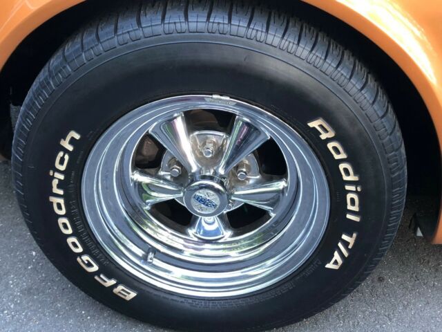 Orange 1971 Chevrolet Corvette Coupe with Black interior