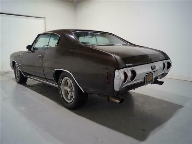 -- 1972 Chevrolet Chevelle Coupe with -- interior