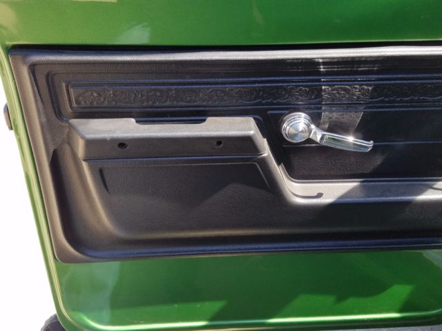 Green 1972 Chevrolet C-10 Standard Cab Pickup with Black interior