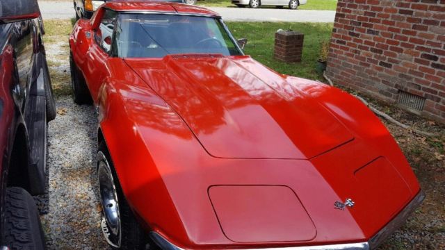 Red 1972 Chevrolet Corvette Coupe with Black interior