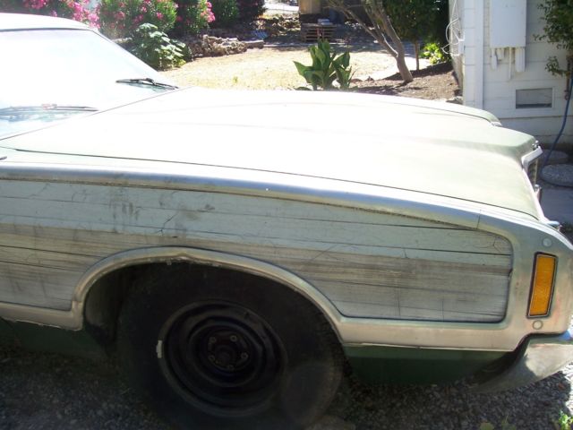Green 1972 Ford Other Wagon with Green interior
