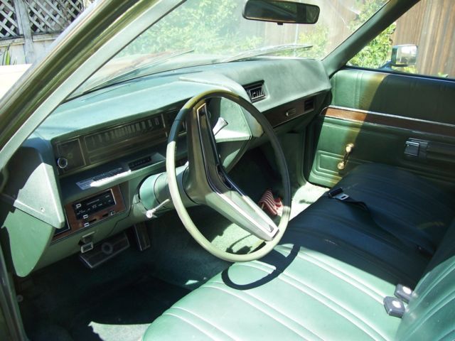 Green 1972 Ford Other Wagon with Green interior