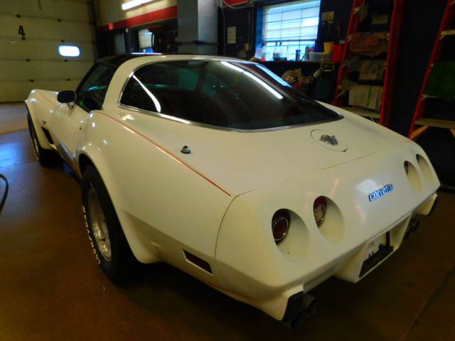 White 1978 Chevrolet Corvette Coupe