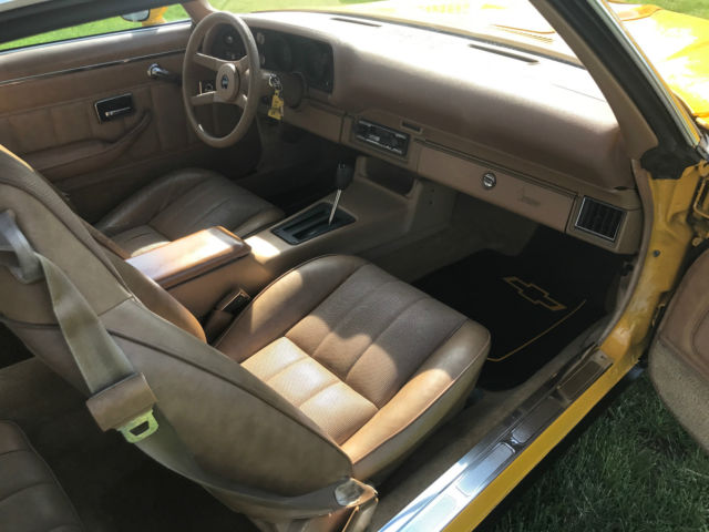 Yello 1978 Chevrolet Camaro with Tan interior
