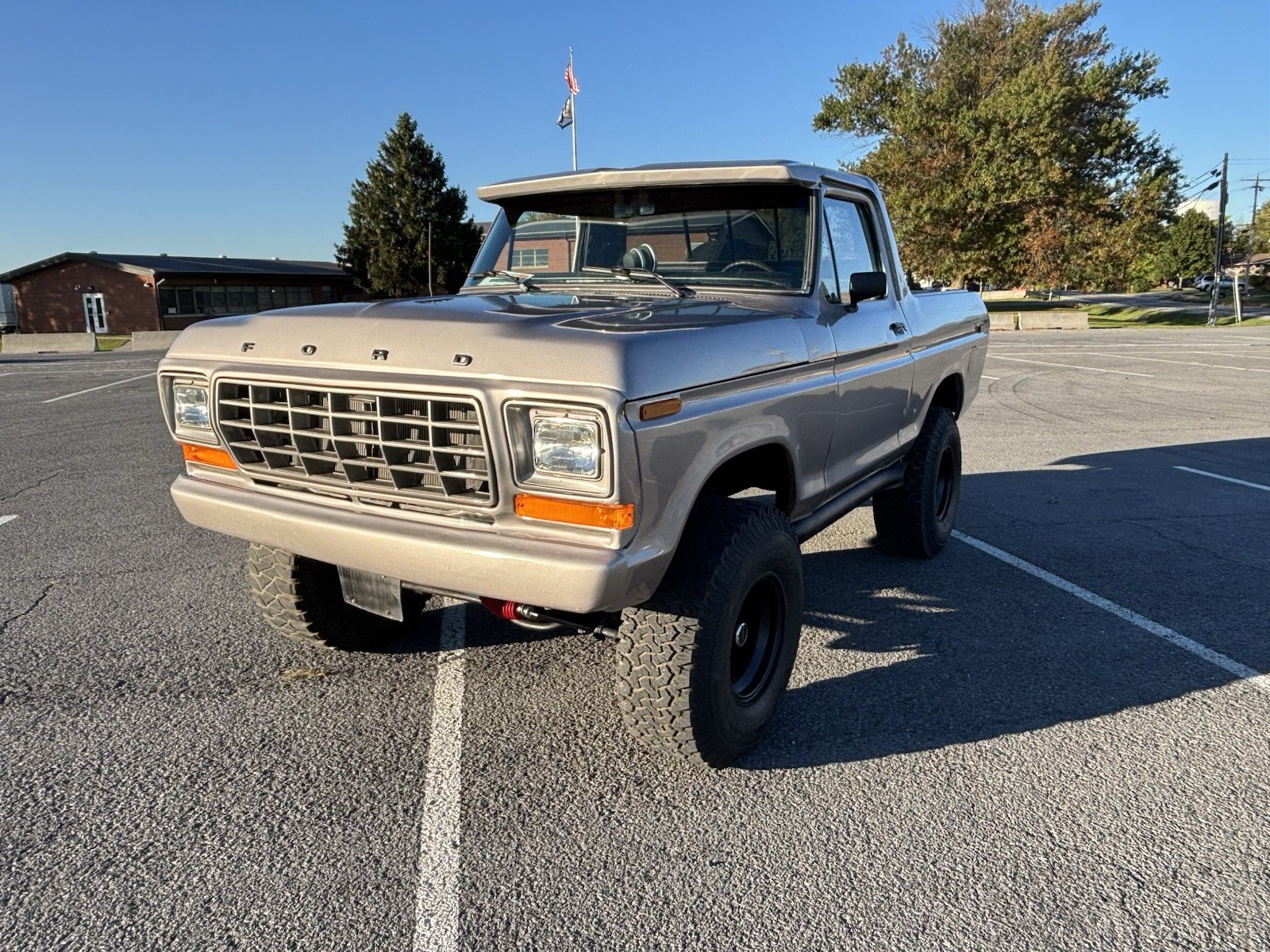 Bronze 1979 Ford Bronco SUV with Black interior