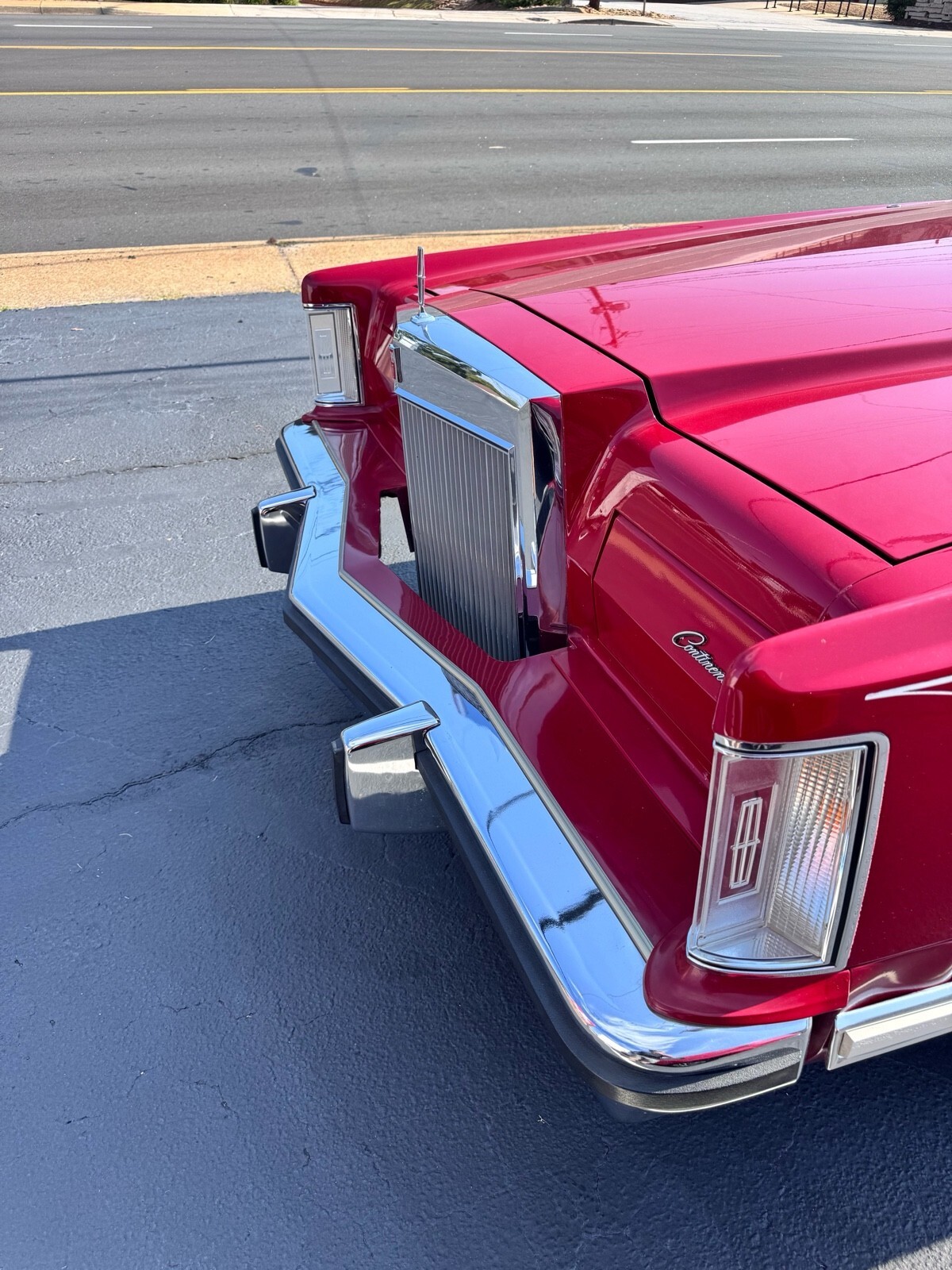 Red 1979 Lincoln Continental