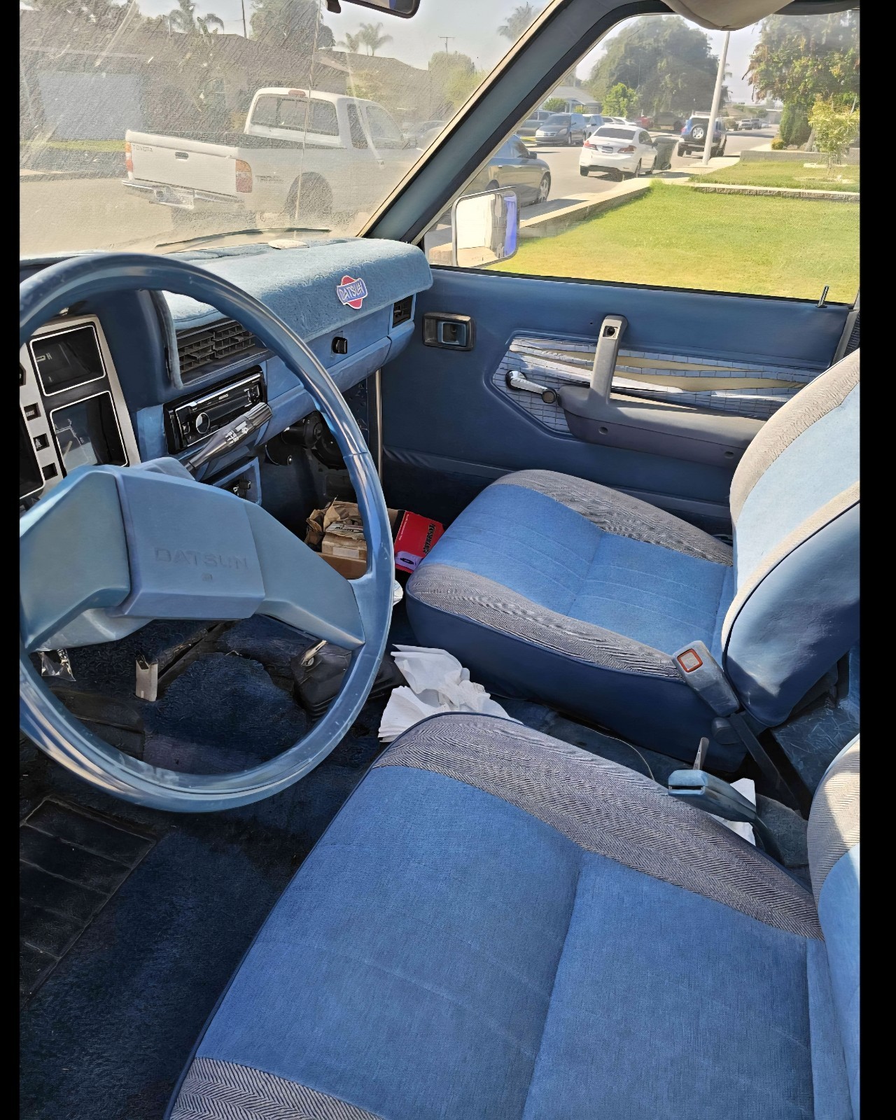 White 1982 Datsun 720