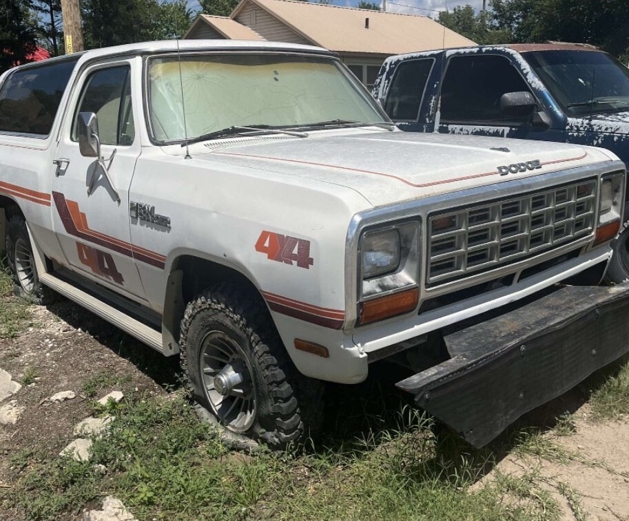 White 1983 Dodge Ramcharger