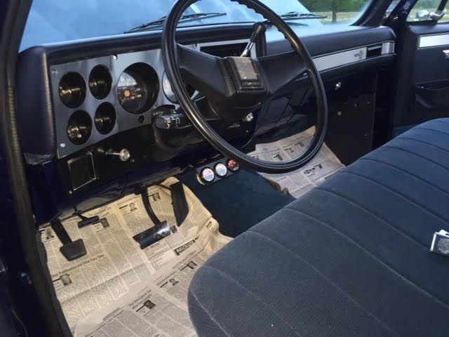 Blue 1984 Chevrolet C-10 with Blue interior