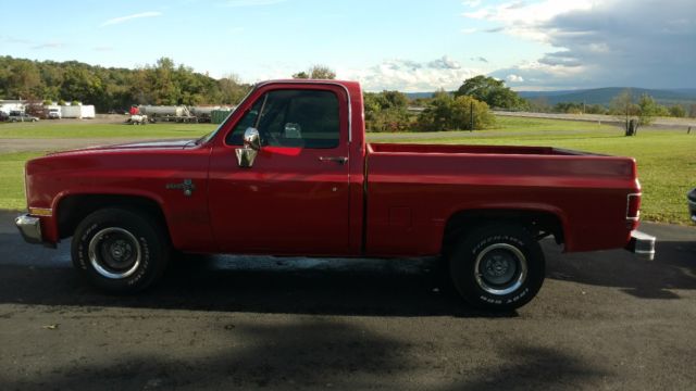 Red 1985 Chevrolet C-10 Standard Cab Pickup with Black interior