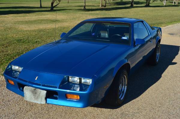 BLUE 1985 Chevrolet Camaro with Grey interior