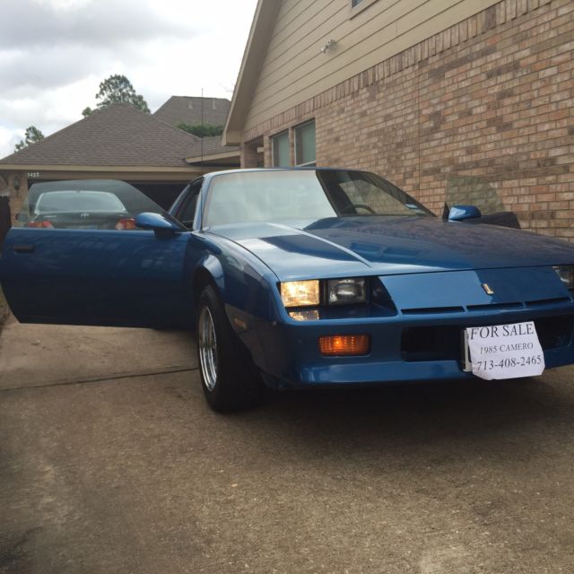 BLUE 1985 Chevrolet Camaro with Grey interior