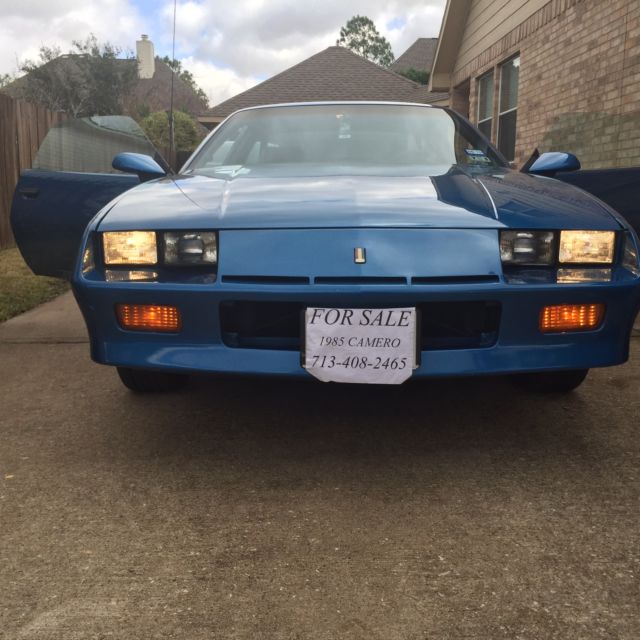 BLUE 1985 Chevrolet Camaro with Grey interior