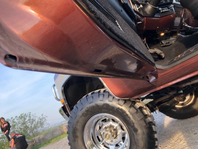 Brown/Gold 1985 Chevrolet C/K Pickup 2500 Standard Cab Pickup with Black interior