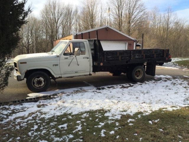 White 1985 Ford F-150