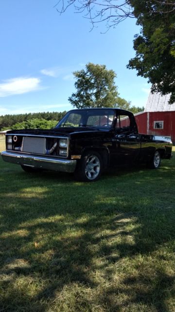 Black 1985 Chevrolet C-10 Standard Cab Pickup with Black interior