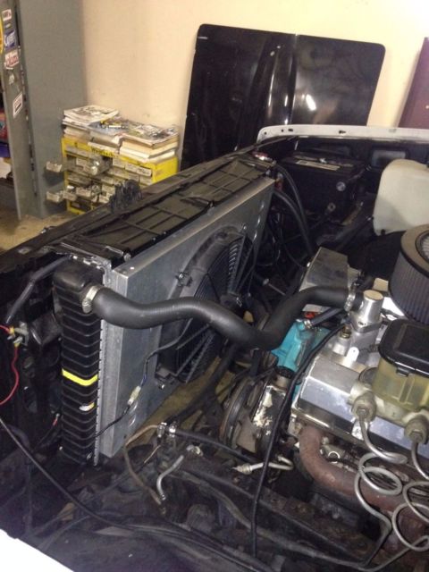 White 1986 Chevrolet C-10 with Burgundy interior