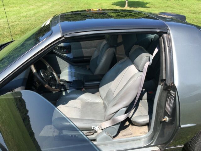 Gray 1986 Chevrolet Camaro T Tops with Gray interior