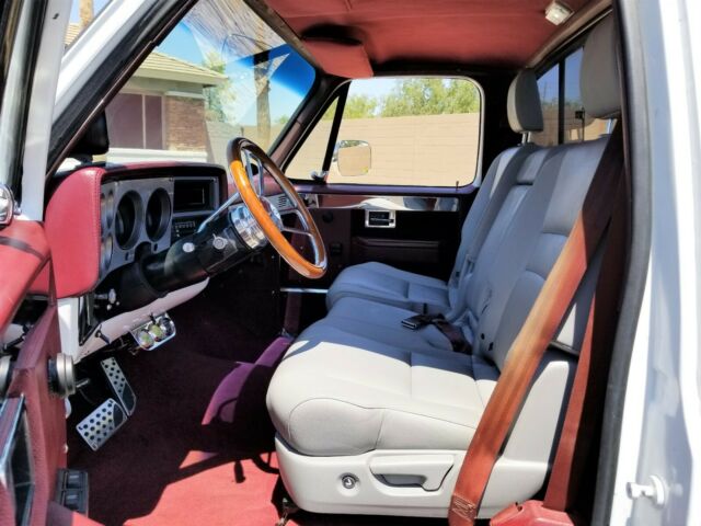 Orange 1986 Chevrolet C-10 Standard Cab Pickup with Black interior