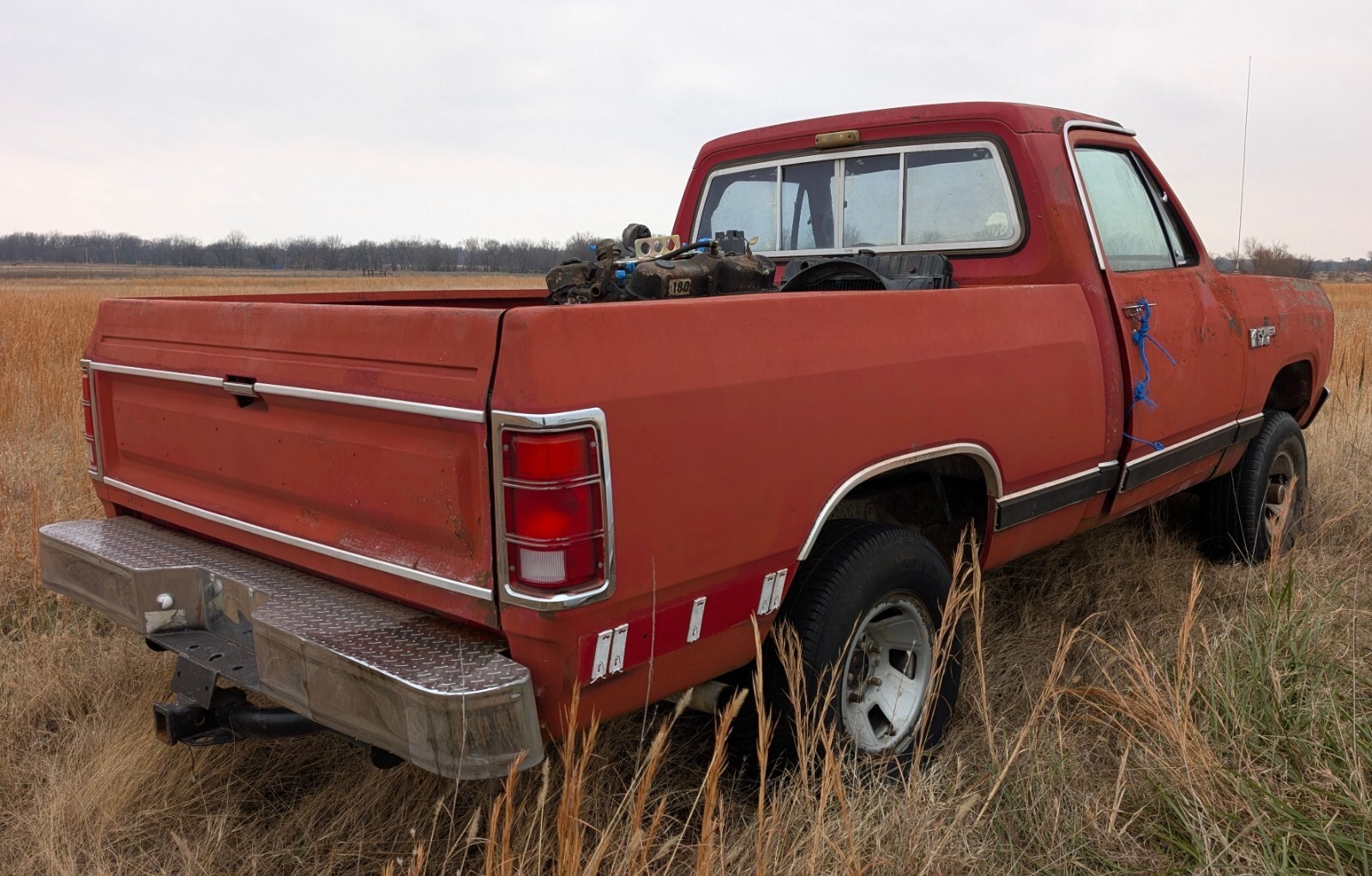 1986 Dodge W-Series Standard Cab Pickup