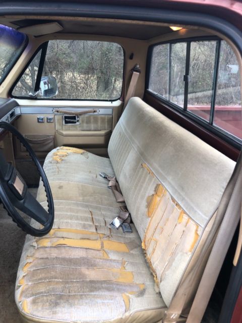 Brown 1986 Chevrolet C-10 Standard Cab Pickup with Brown interior