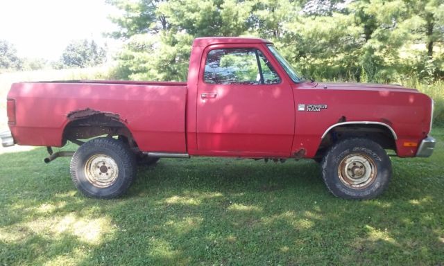 Red 1988 Chevrolet Other Pickups Standard Cab Pickup with Red interior