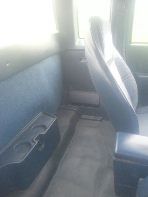 Blue 1988 Chevrolet S-10 Extended Cab Pickup with Blue interior