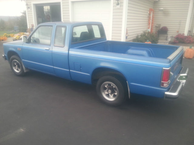 Blue 1988 Chevrolet S-10 Extended Cab Pickup with Blue interior
