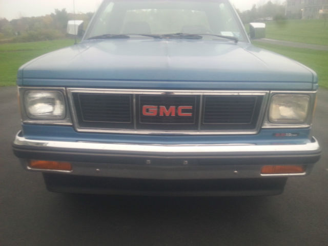 Blue 1988 Chevrolet S-10 Extended Cab Pickup with Blue interior