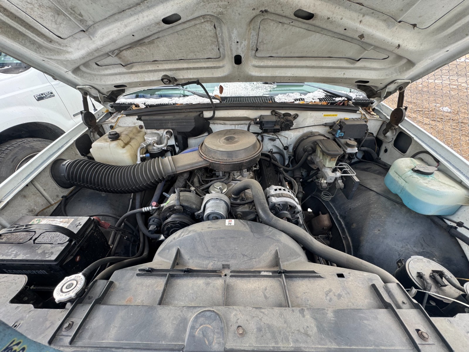 White 1990 Chevrolet C/K Pickup 1500