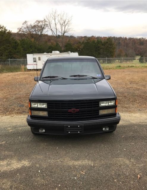 Black 1990 Chevrolet C/K Pickup 1500 with Burgundy interior