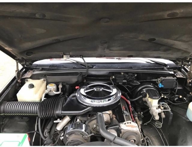 Black 1990 Chevrolet C/K Pickup 1500 with Burgundy interior