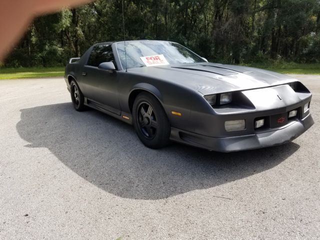 Black 1992 Chevrolet Camaro Coupe T-Top with Gray interior
