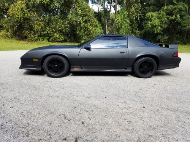 Black 1992 Chevrolet Camaro Coupe T-Top with Gray interior