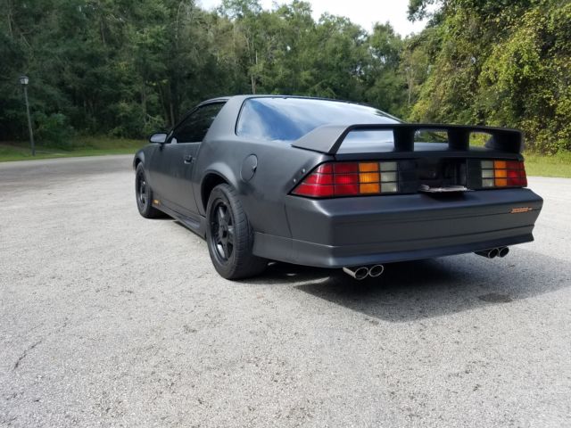 Black 1992 Chevrolet Camaro Coupe T-Top with Gray interior