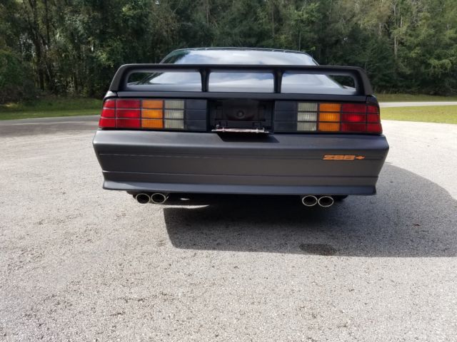 Black 1992 Chevrolet Camaro Coupe T-Top with Gray interior