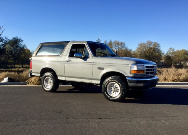 Silver 1992 Ford Bronco SUV with grey interior